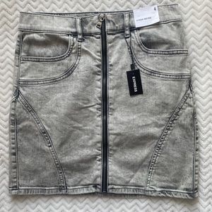 NWT Express Extreme High Rise Zipper Skirt